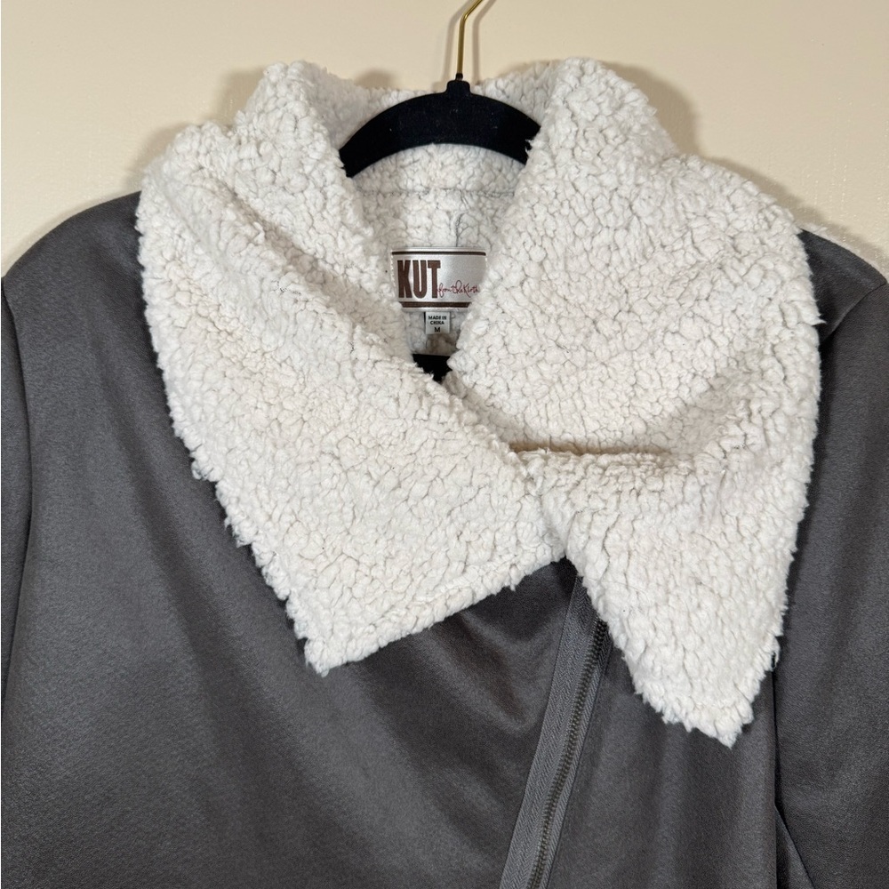 Kut From the Kloth faux suede 100% Sherpa lined jacket size Medium - Picture 4 of 8